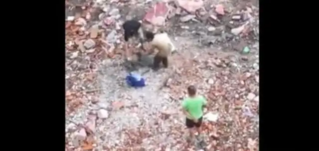 The Wuhan men brutally tortured the guest dogs and skinned them