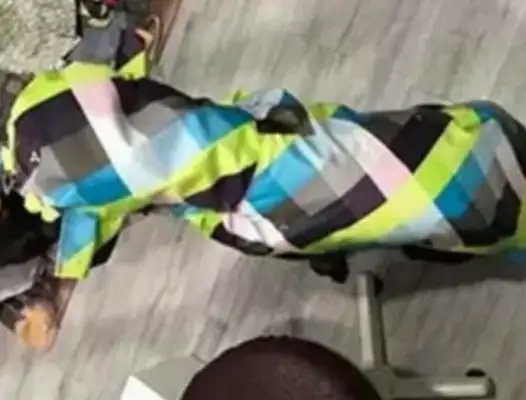 She dressed the dog with her heart, and when the dog showed up, the netizens: Too pretty to be scared