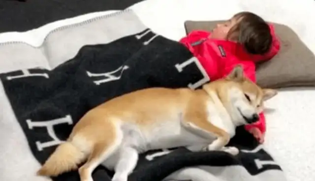 The hostess wakes her daughter up. She hasn't come down yet
