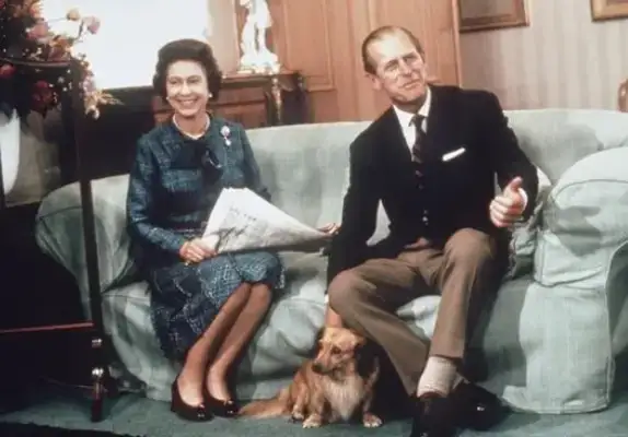 Queen of England and her Corkiss: Dogs accompany her through her journey