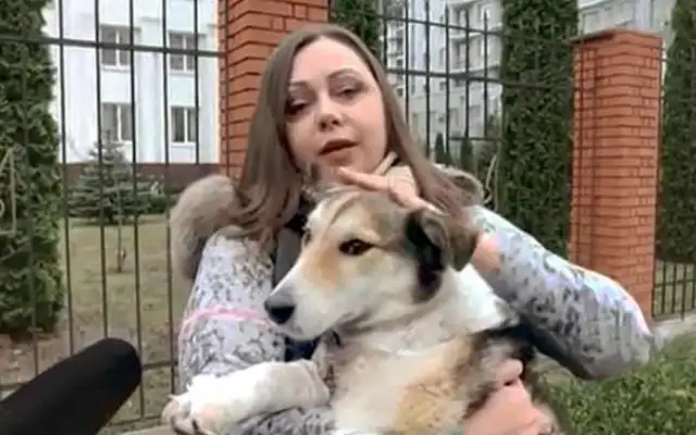 In order to punish the dog, the owner dragged the dog for miles, and the whole road was covered in blood