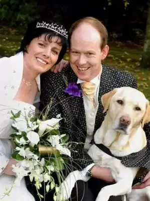 DOGS LEARN TO READ MEDICAL RECORDS, USE HUMAN SKILLS LIKE ATMS, ALL BECAUSE THEY LOVE THEIR MASTER