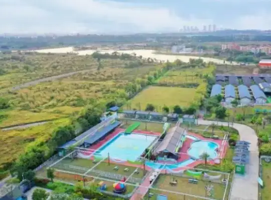 Three waters ahead of the Bay's pet track, two-axis for three years