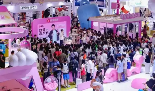 The shivering electrician works with the Asian pet show to boost consumption and boost real economic growth