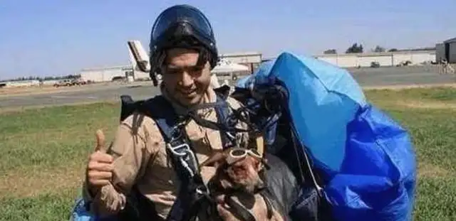 Power dog! Master jumps with a dog of love, when the dog falls..