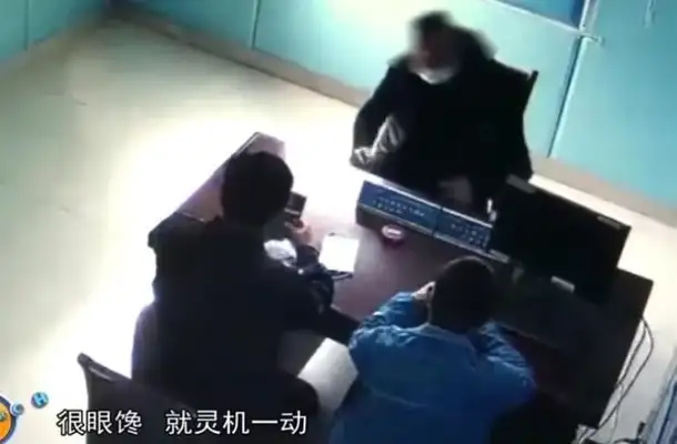 It's a real dog! The owner of the dog trained the golden hair to steal the chicken