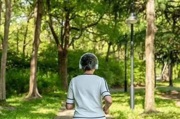 How did the court decide that the Beijing Grandmother had been tripped and paralysed by a dog and his family had been denied 2.6 million